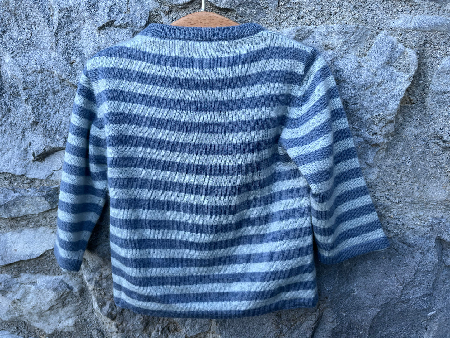 Reversible blue jumper   3-6m (62-68cm)