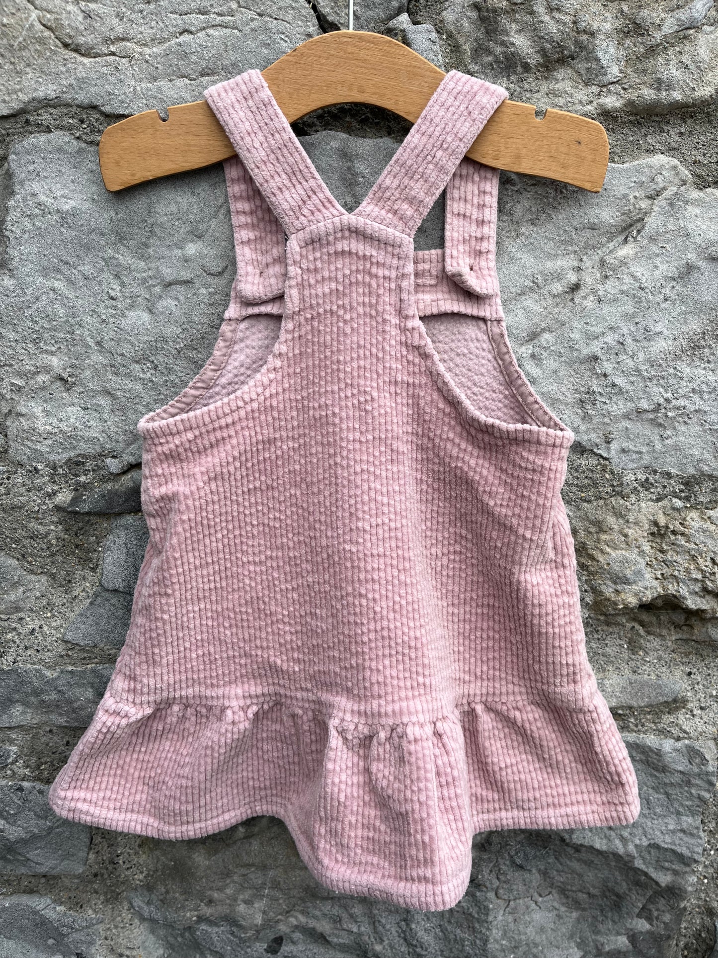 Pink cord pinafore   9-12m (74-80cm)