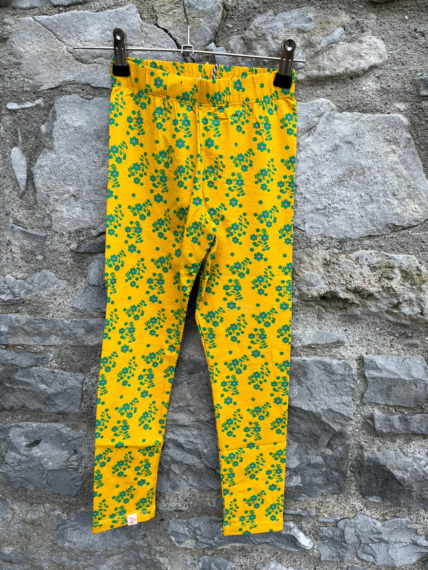 Old Gold Flowers leggings  6y (116cm)