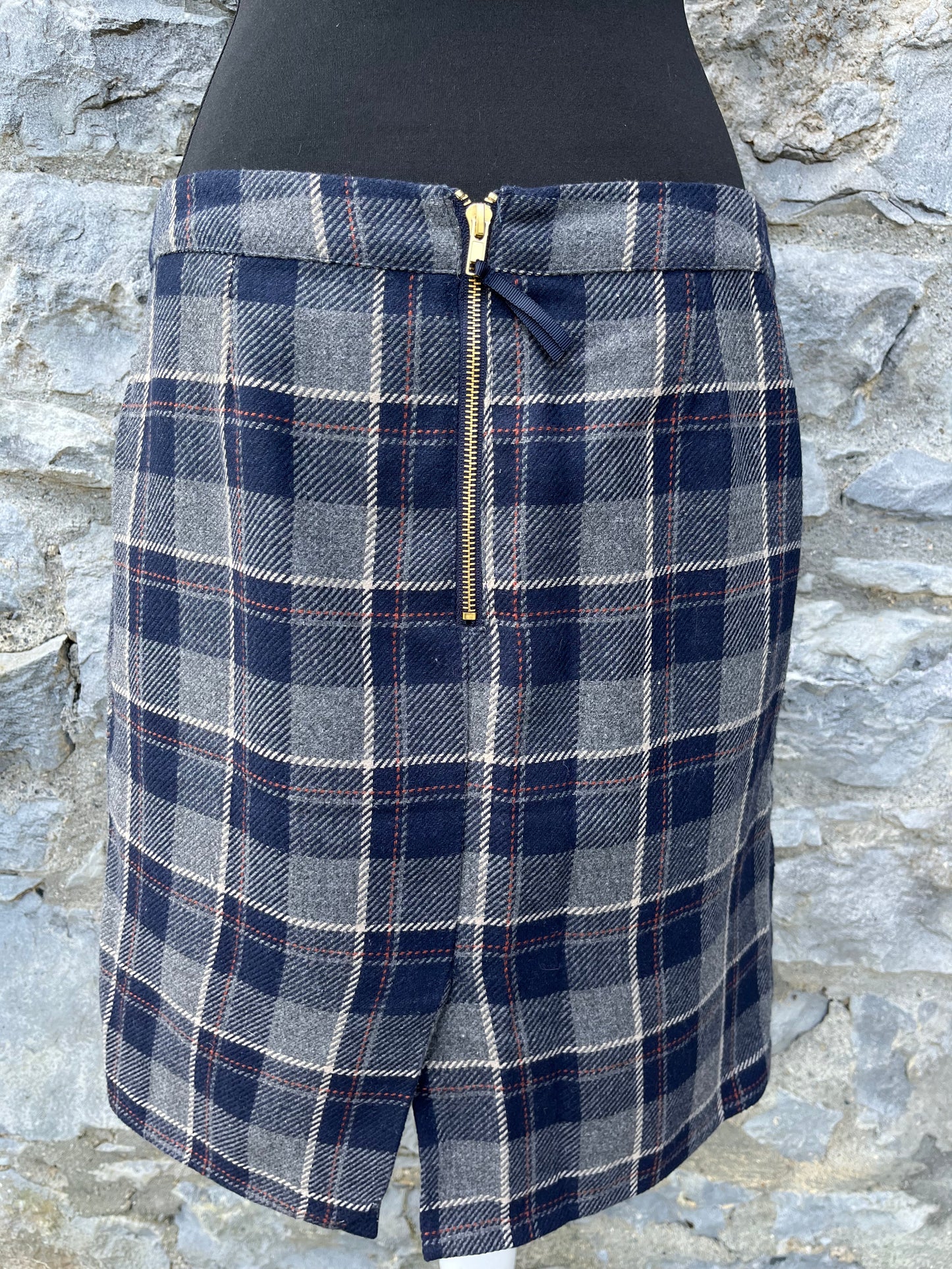 Navy&grey check skirt uk 10-12