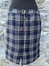 Load image into Gallery viewer, Navy&amp;grey check skirt uk 10-12
