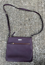 Load image into Gallery viewer, Maroon bag
