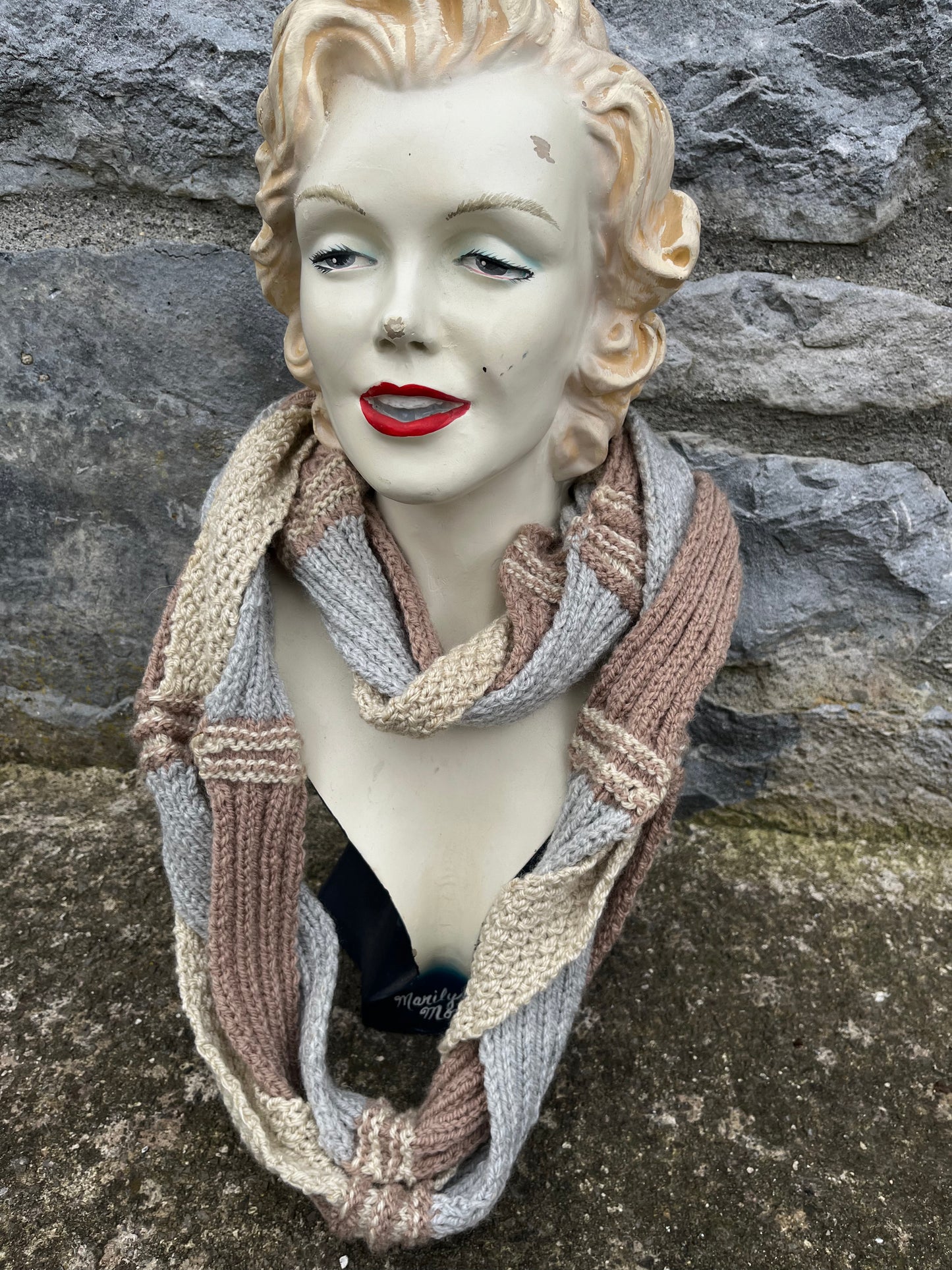 Beige loop scarf