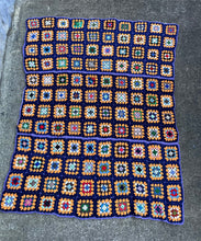 Load image into Gallery viewer, Granny squares blanket
