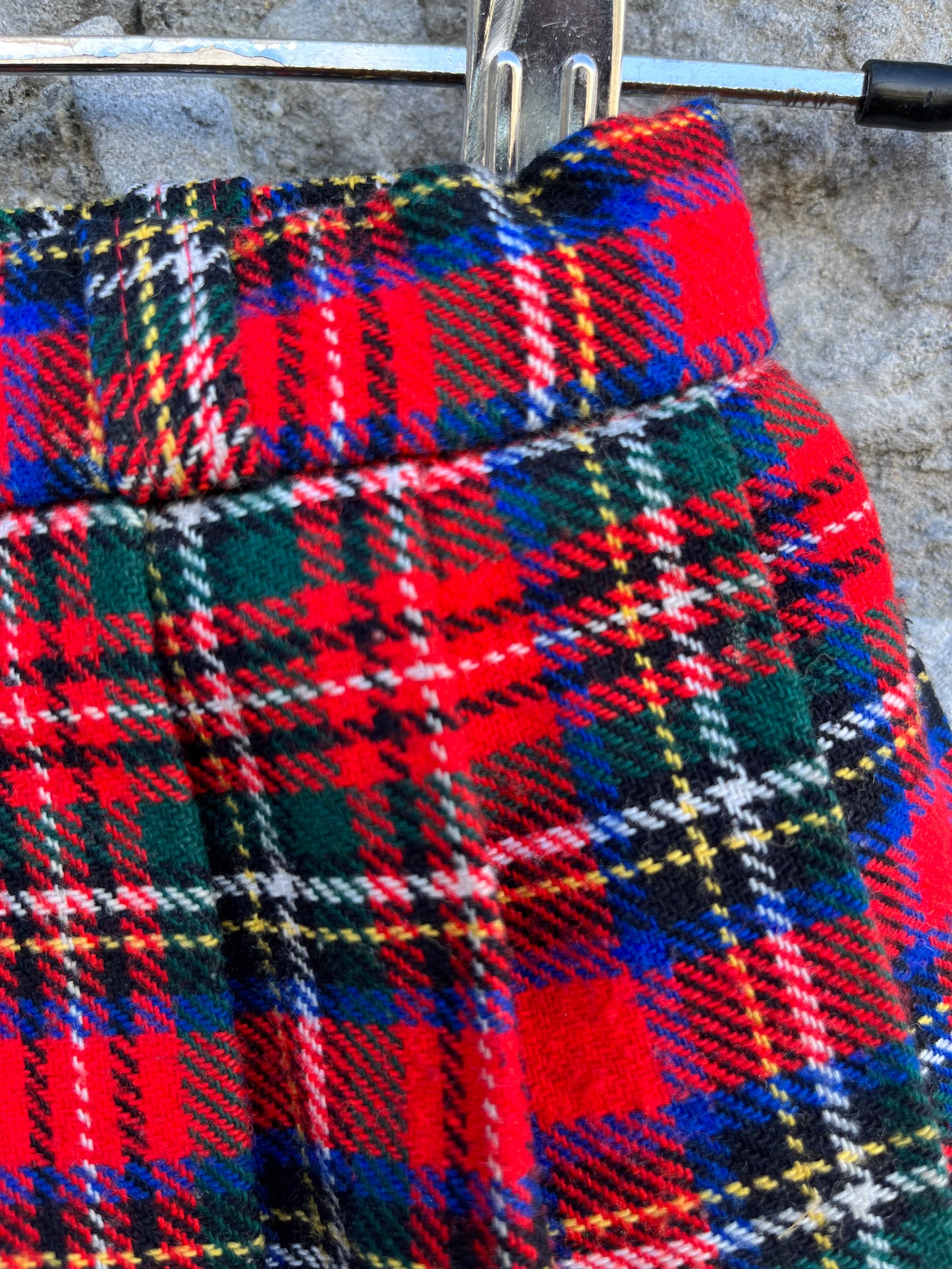 Red tartan skirt  4-5y (104-110cm)