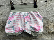 Load image into Gallery viewer, Floral shorts   0-6m (56-68cm)
